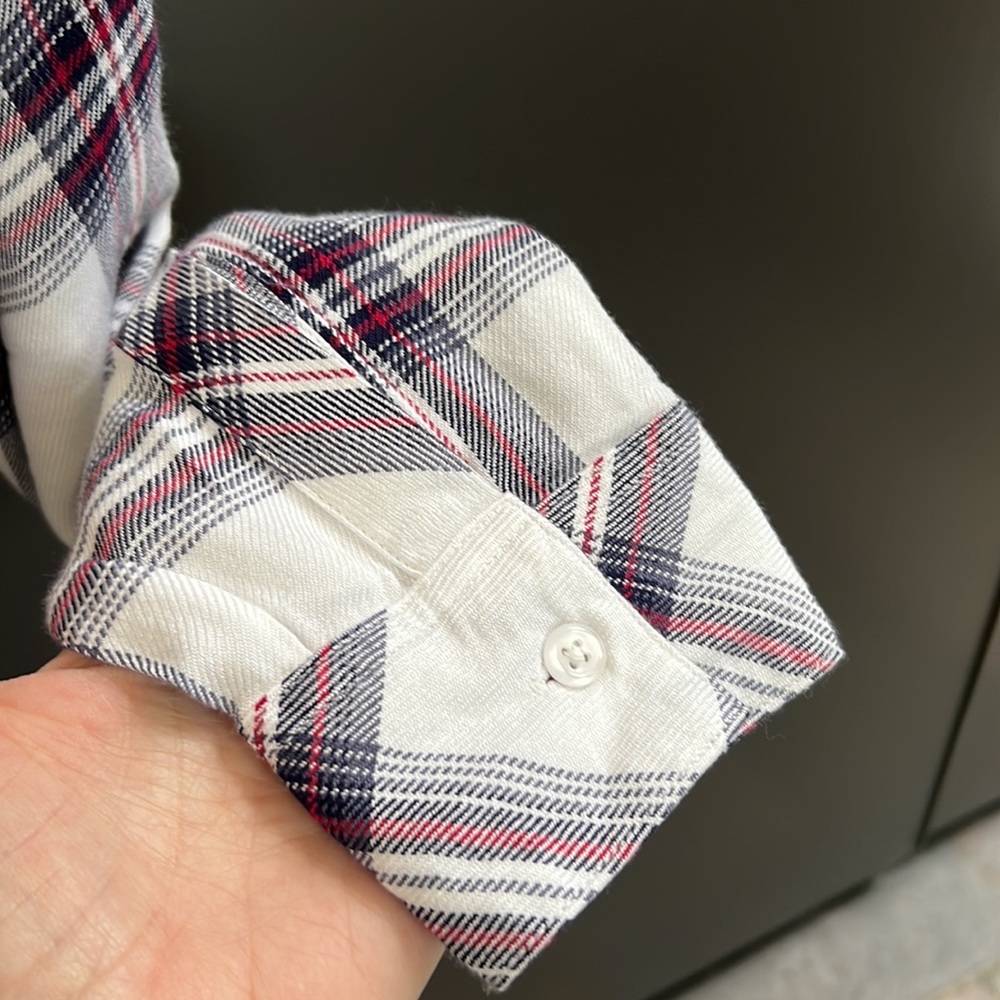Rails Button Down Top - Picture 6 of 7